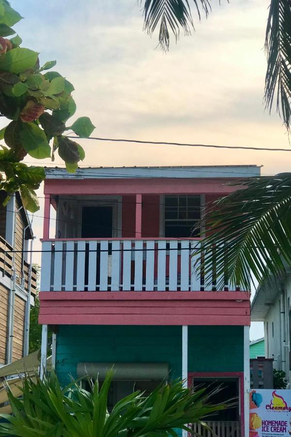 Chila'S Accommodations Caye Caulker Exteriér fotografie