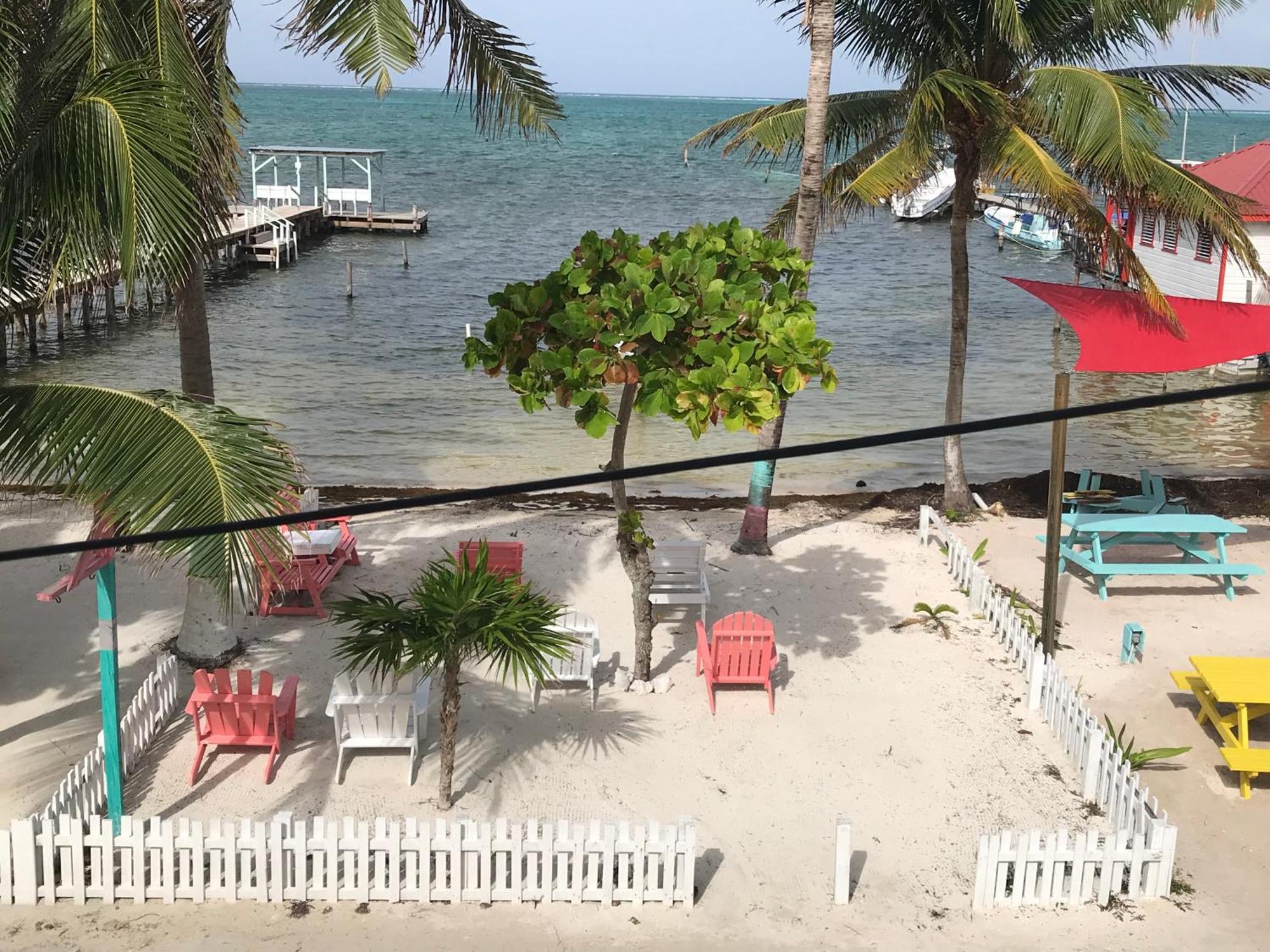 Chila'S Accommodations Caye Caulker Exteriér fotografie